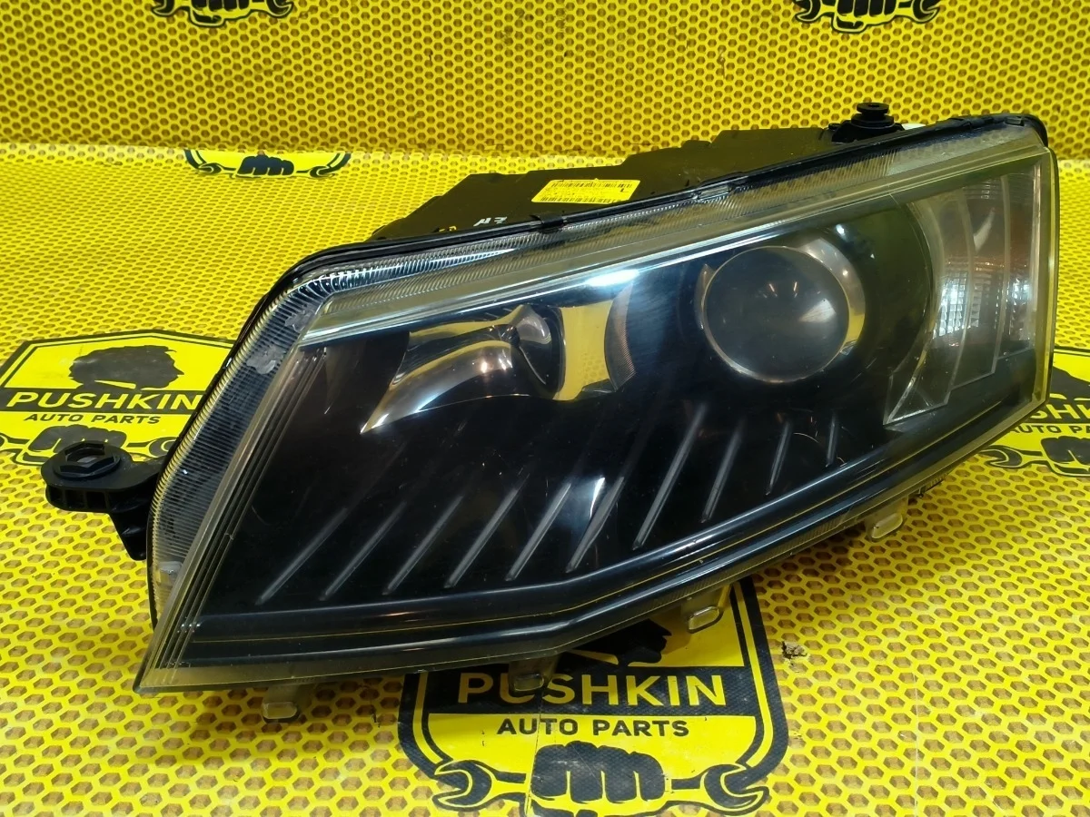 Фара Skoda Octavia 2014 5E1941017B A7 CJSA, левая
