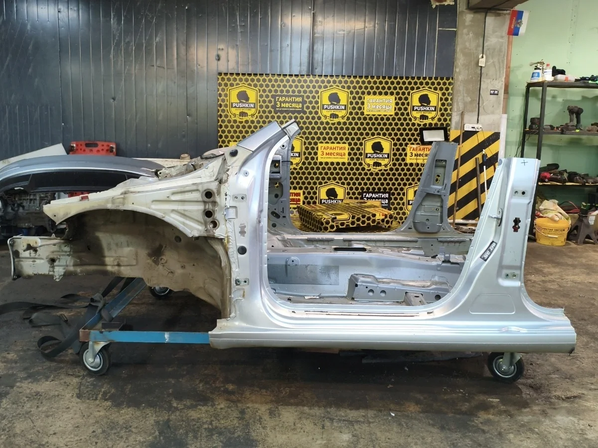 Часть кузова четверть Skoda Octavia 2014 5Q0803091B A7 CJSA, передний левый