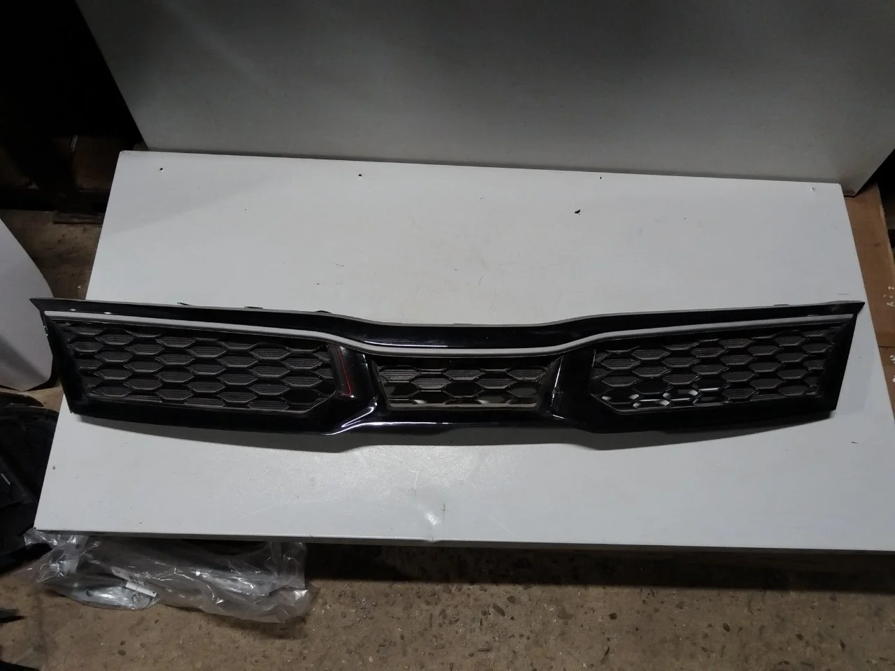 Решетка бампера верхняя Kia Rio X-Line 2020 86350H0900, передняя