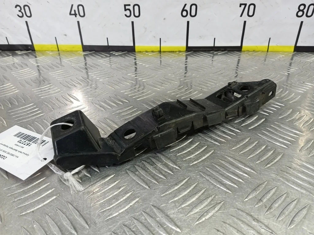 Кронштейн бампера передний Kia Ceed ED рестайлинг