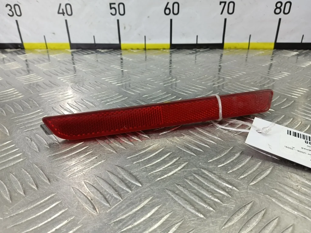 Катафот задний MAZDA 3 BK рестайлинг (2006—2009)