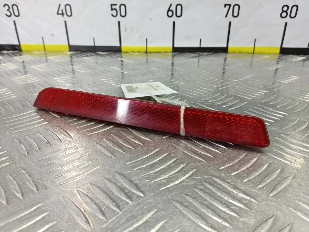 Катафот задний MAZDA 3 BK рестайлинг (2006—2009)