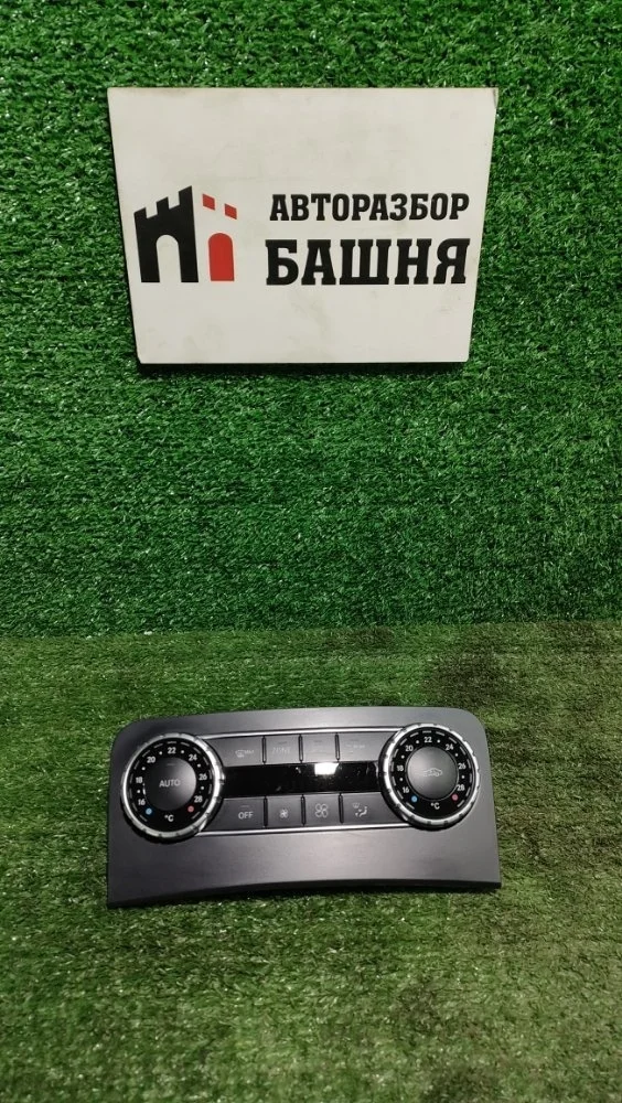 Блок управления отопителя Mercedes GLK 2013 A2049006608 276.957