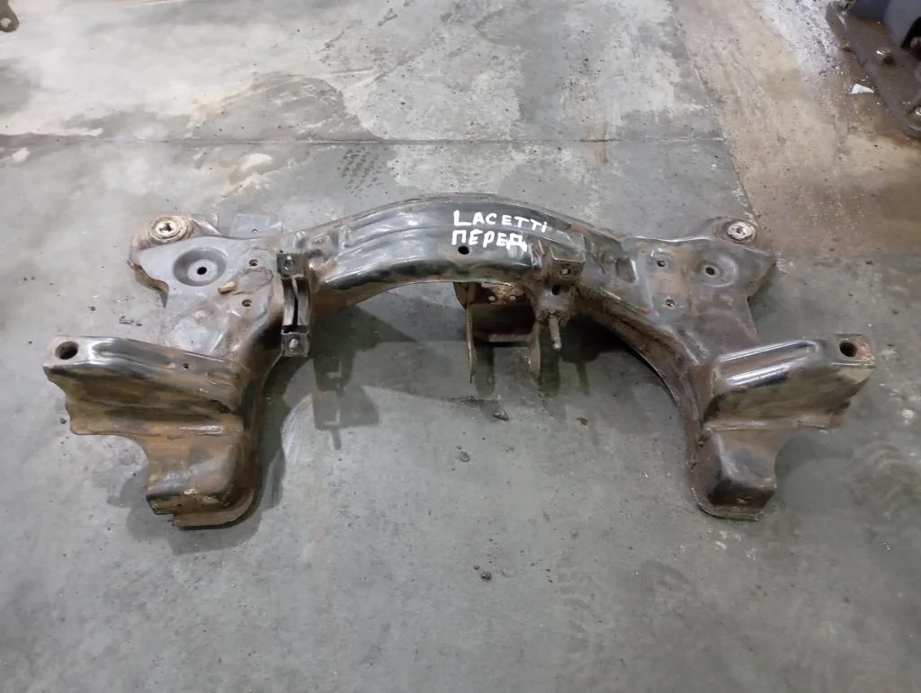 Подрамник Chevrolet Lacetti 2007 J200