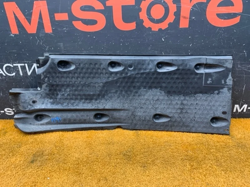 Защита днища кузова Volkswagen Passat 2011 3C0825201F B7 CAXA, левая