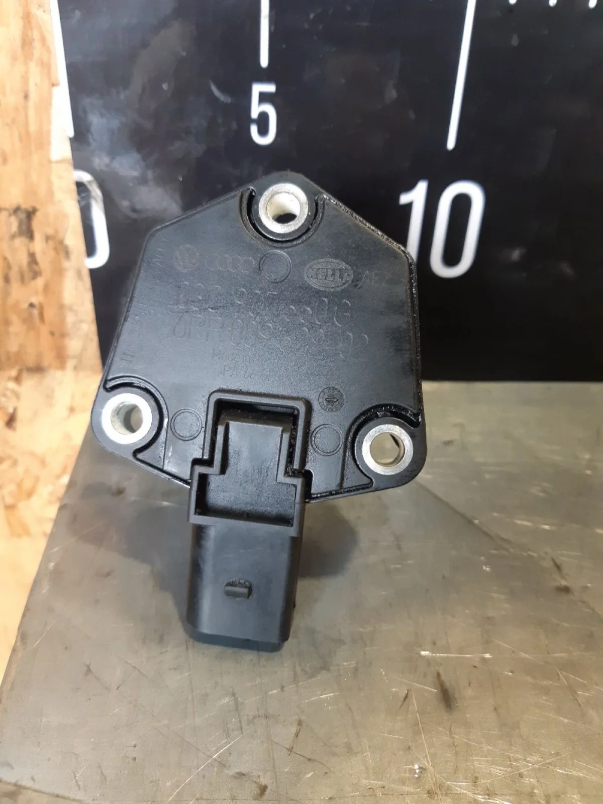 Датчик уровня масла Skoda Octavia II рестайлинг (2008—2013) 2013 2G