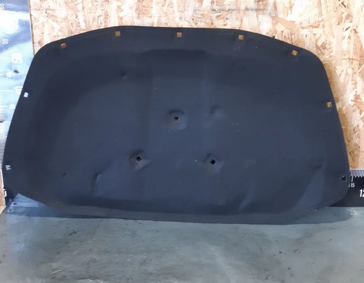 Шумоизоляция капота Skoda Octavia II рестайлинг (2008—2013) 2010 1Z/F9R