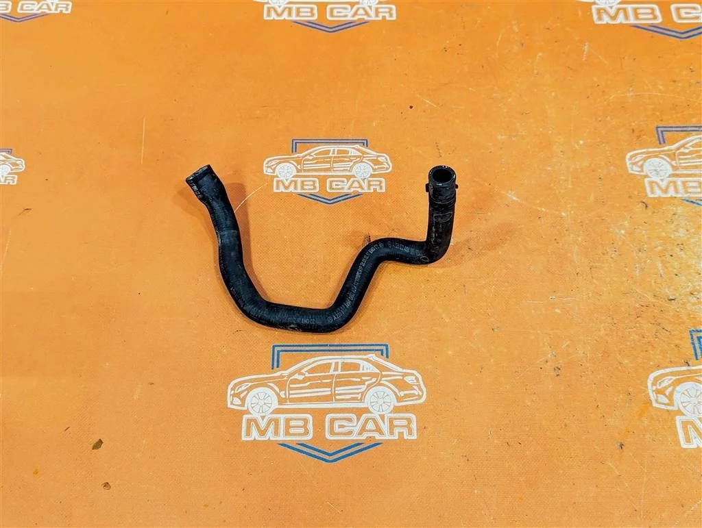 Патрубок ОЖ Mercedes-Benz