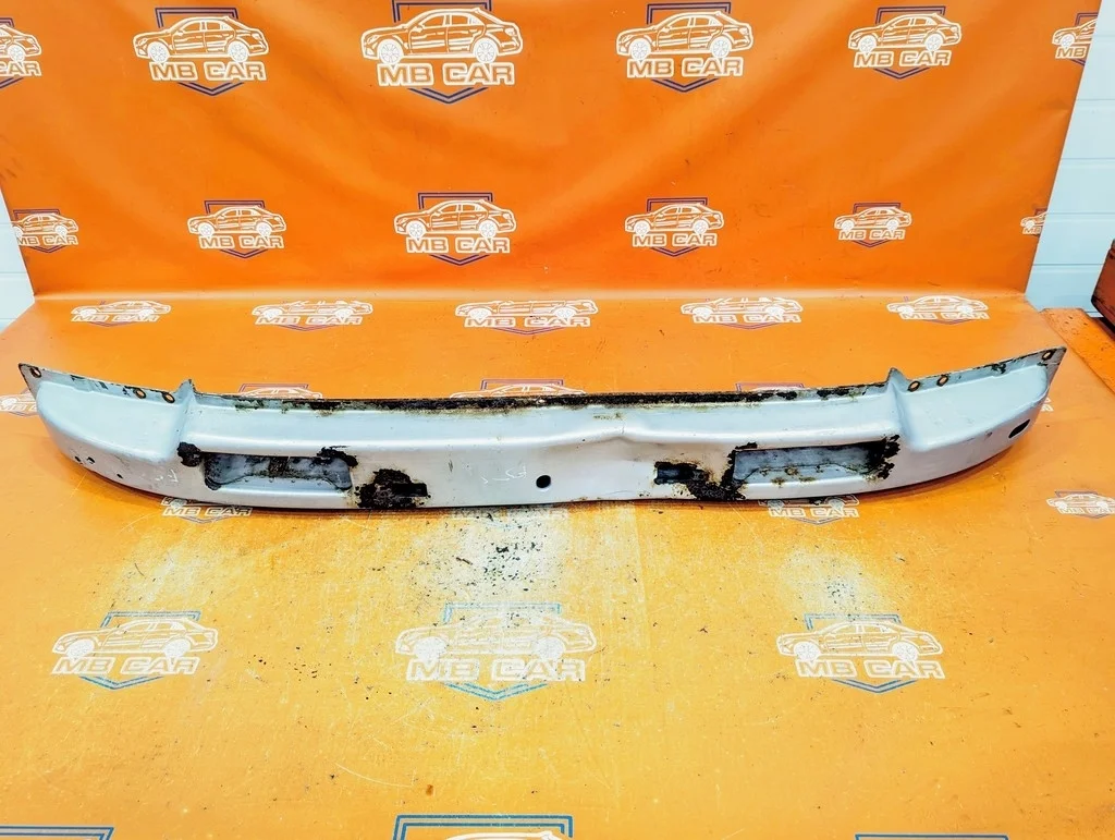 Усилитель переднего бампера Mercedes-Benz