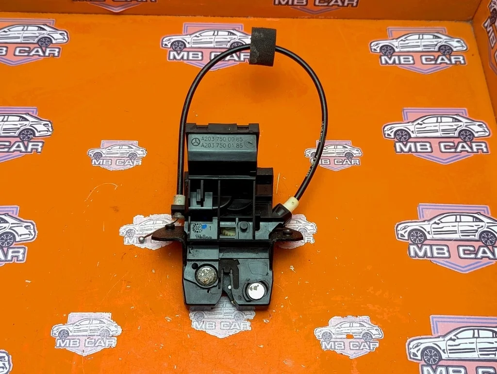 Замок багажника Mercedes-Benz