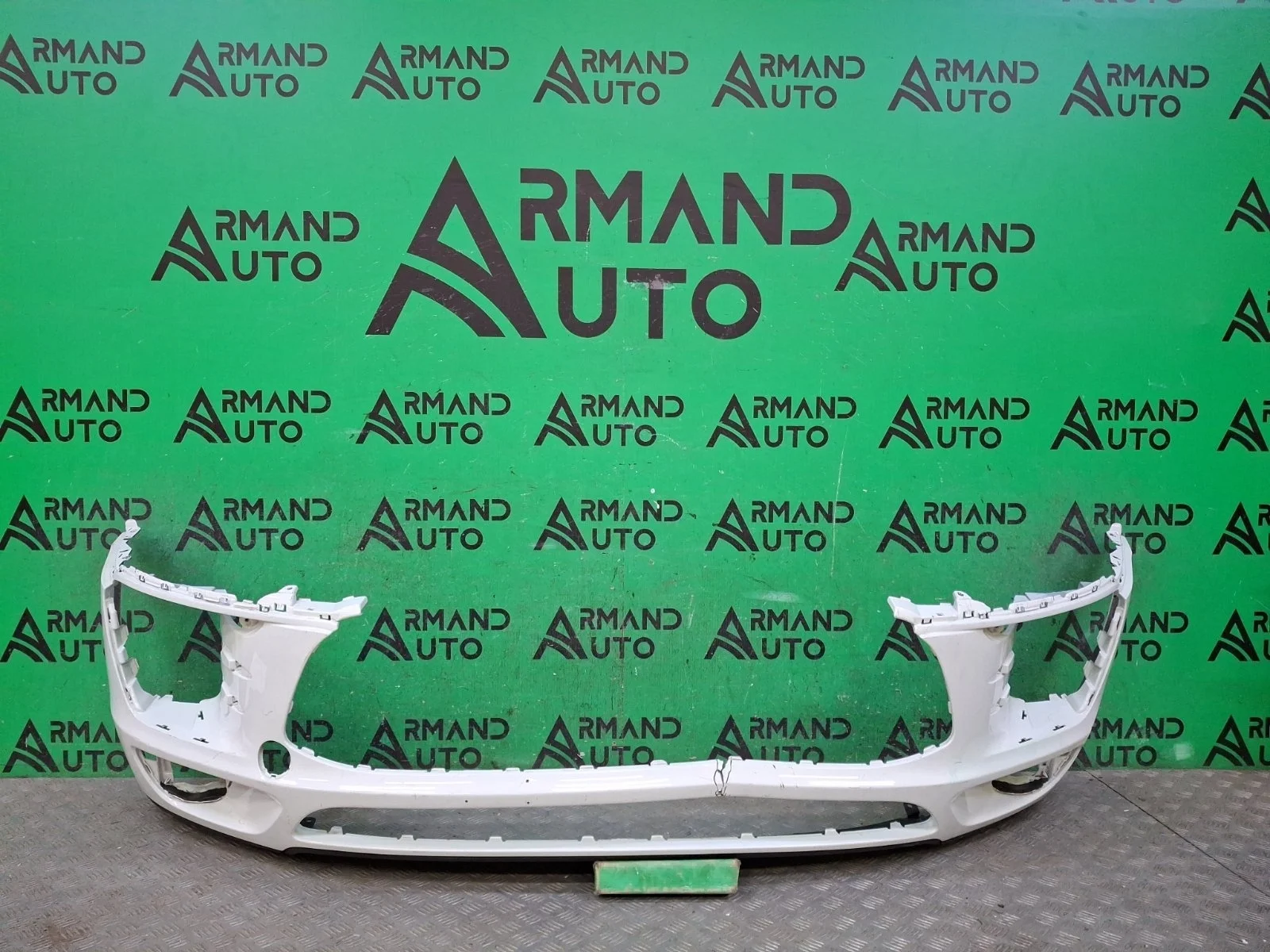 Бампер Porsche Macan 2014-2019 95b