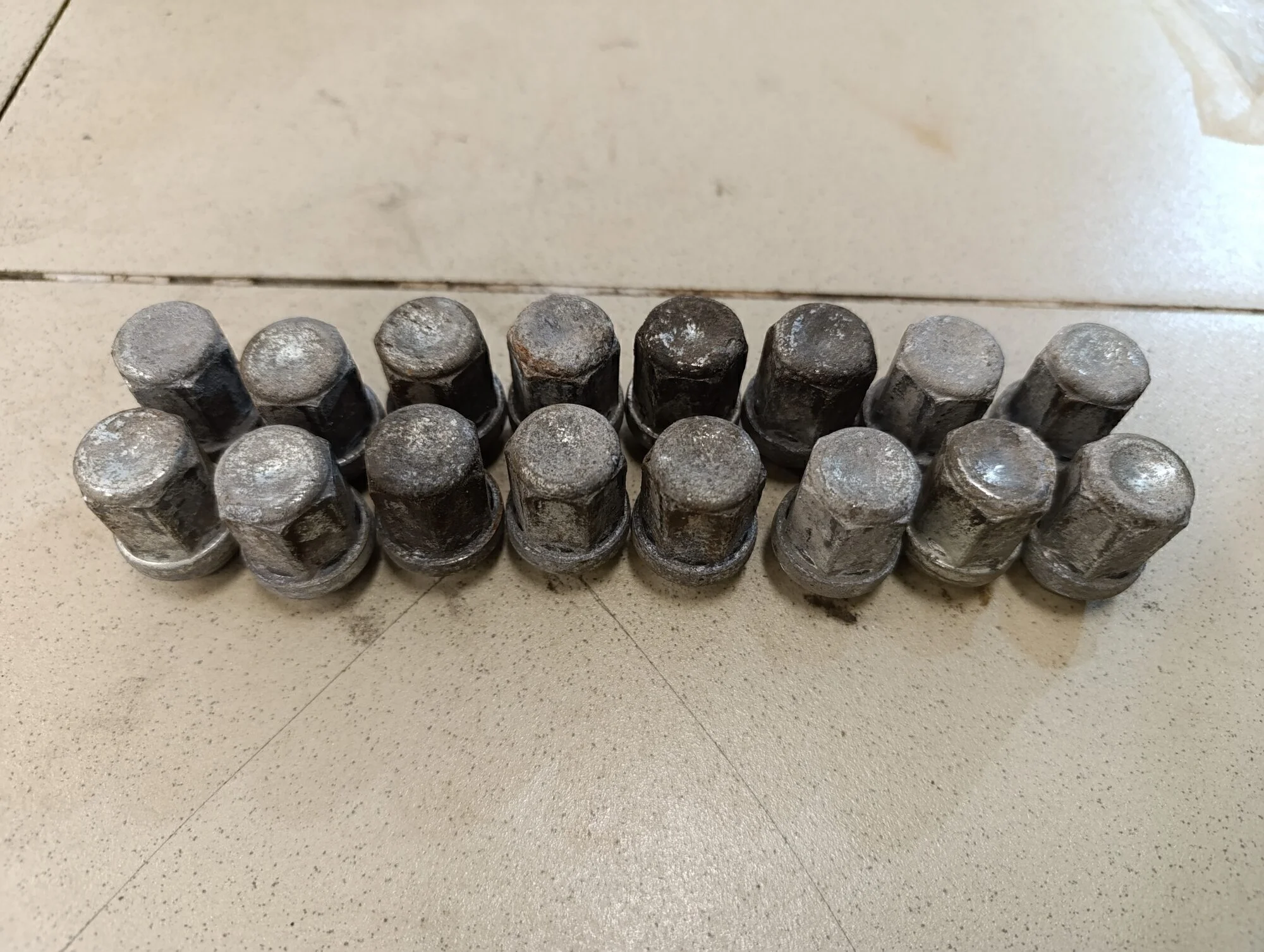 Гайка колеса Elantra 2000-2005