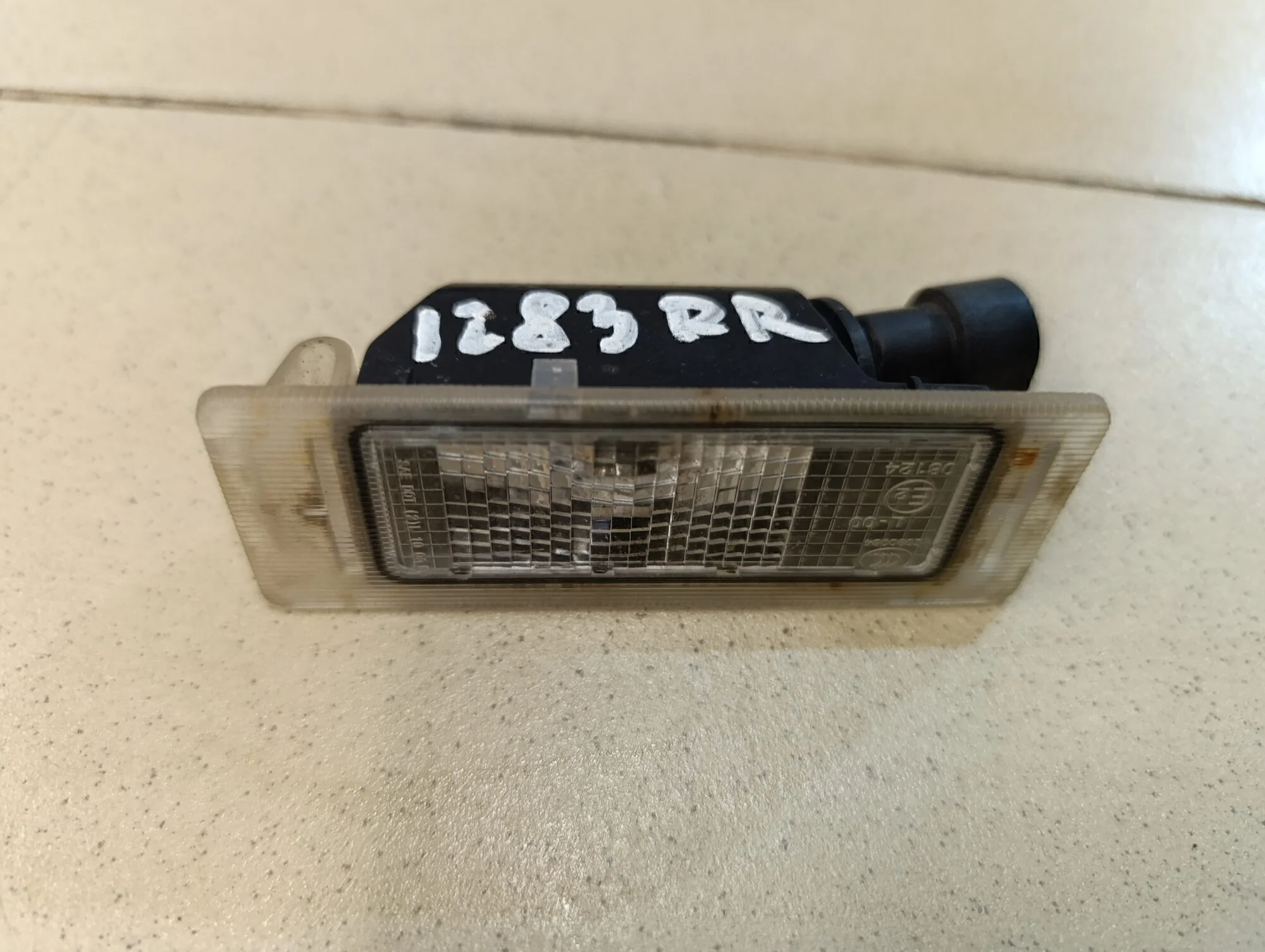 Фонарь подсветки номера Cruze 2009-2016