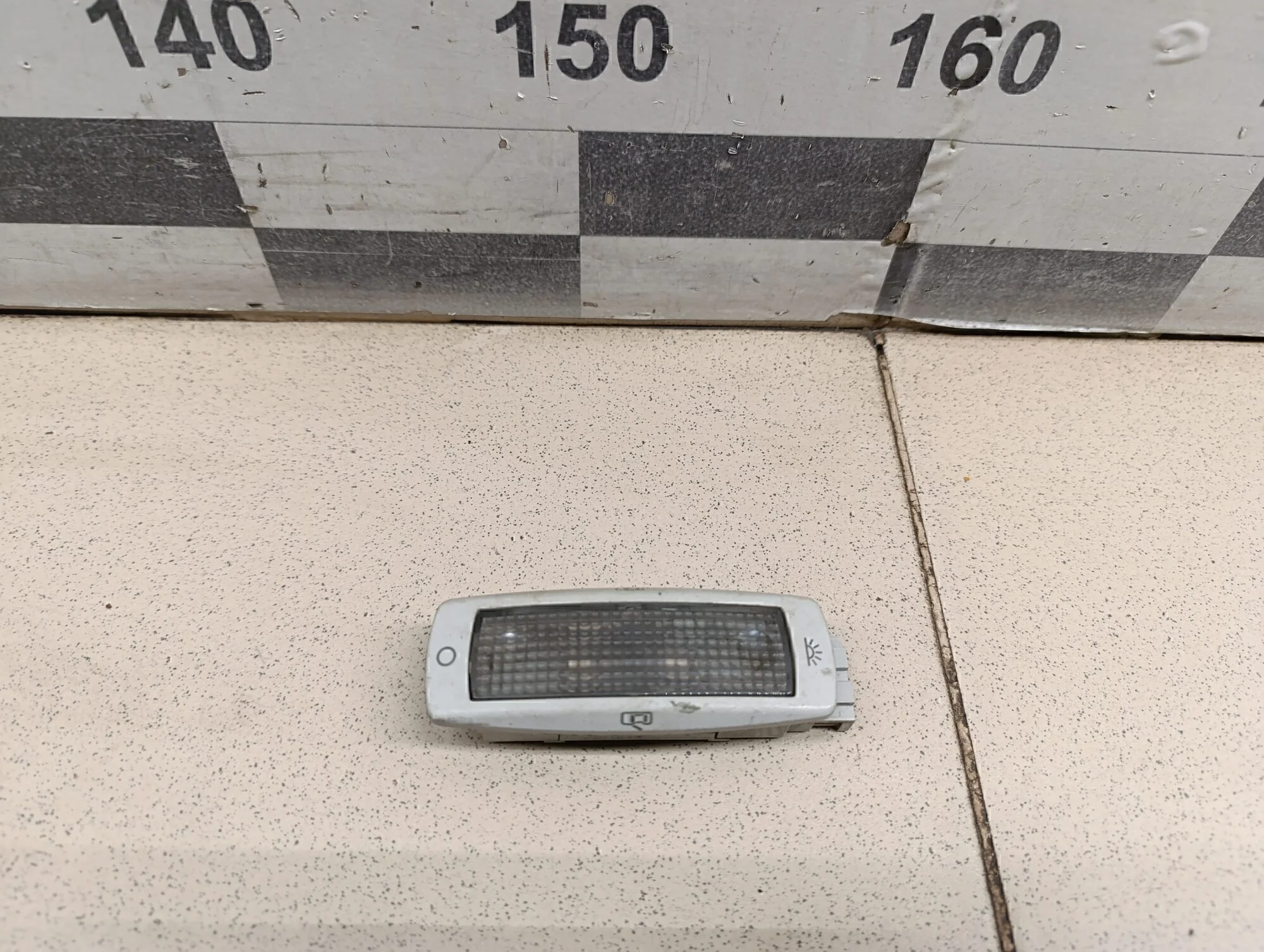 Плафон салонный Passat [B5] 2000-2005