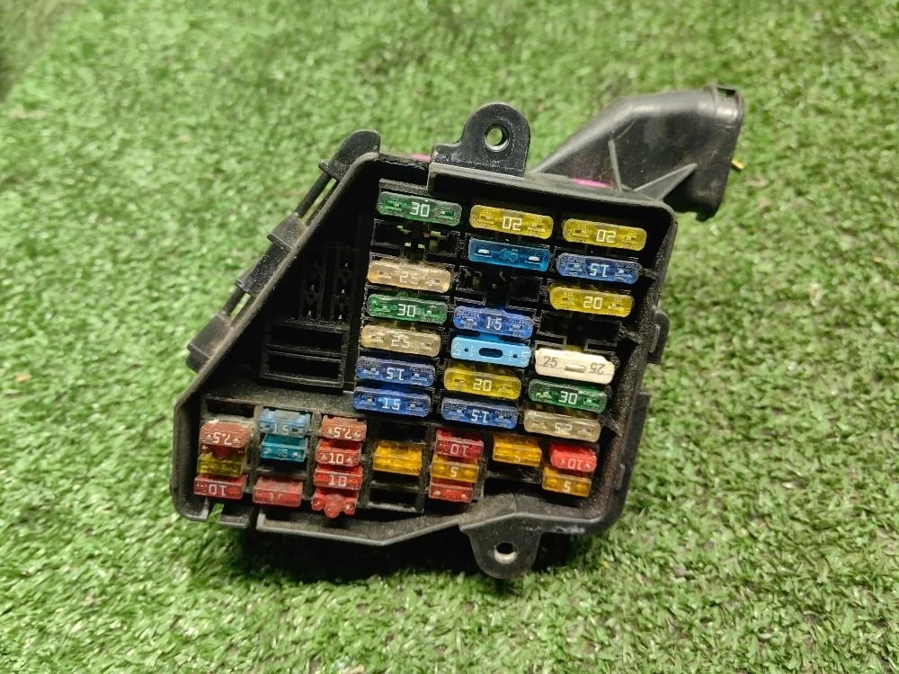 Блок предохранителей Audi A6 C5