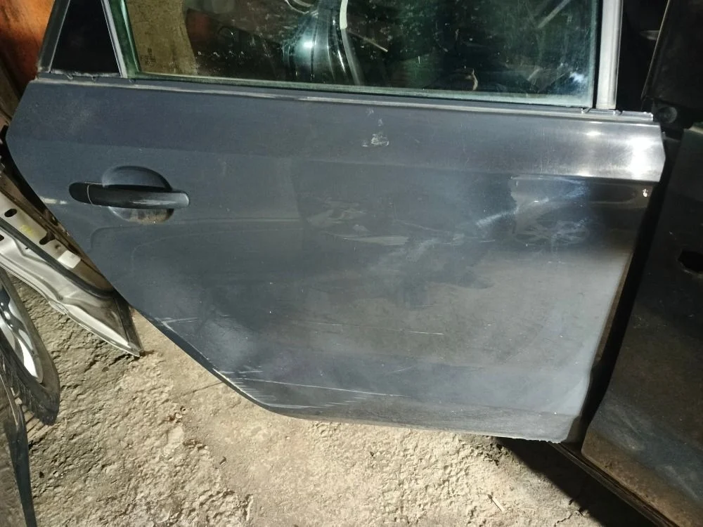 Дверь задняя правая VW Polo 5 седан