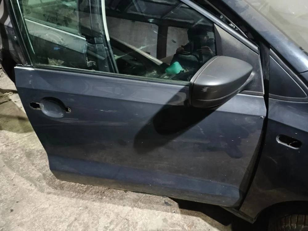 Дверь передняя правая VW Polo 5 седан
