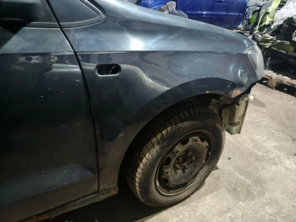 Крыло переднее правое Volkswagen Polo V