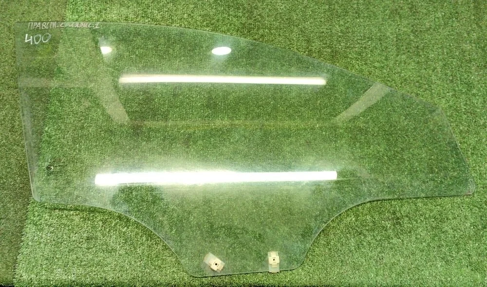 Стекло передней правой двери Hyundai Solaris I