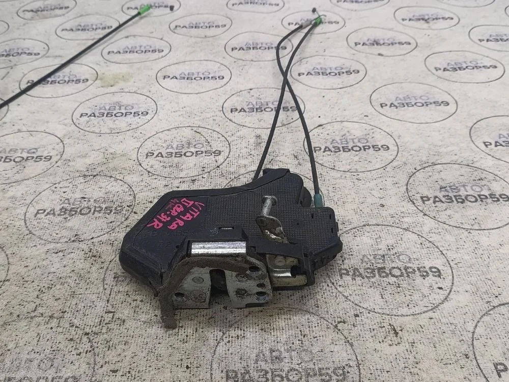 Замок двери Suzuki Grand Vitara II (2005—2008)