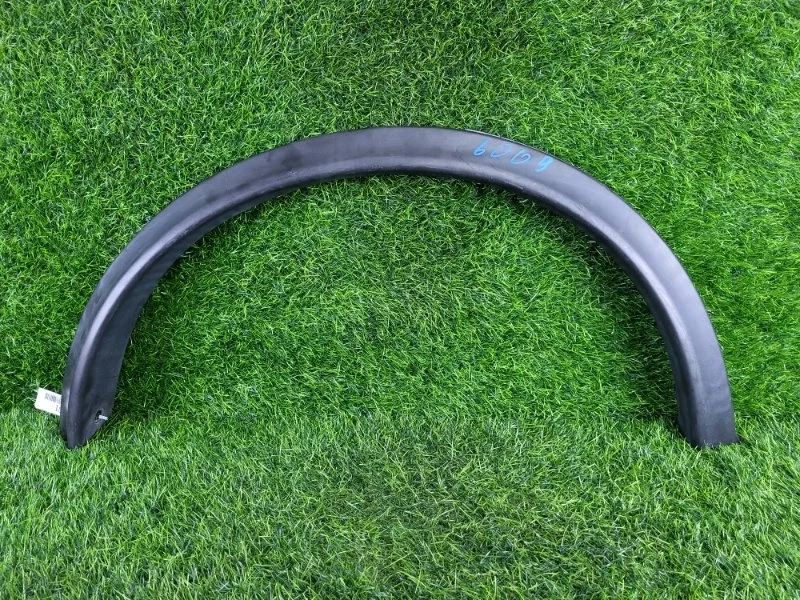 Накладка крыла Nissan Juke 2011 788601KA0A F15 MR16DDT, задняя правая