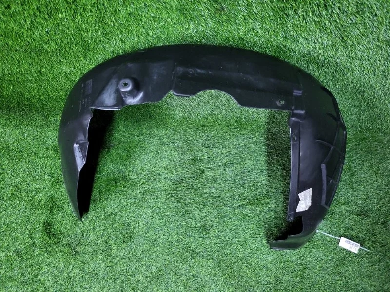Подкрылок Audi A4 2006 8E0821171E B7 BWE 2.0T, передний левый