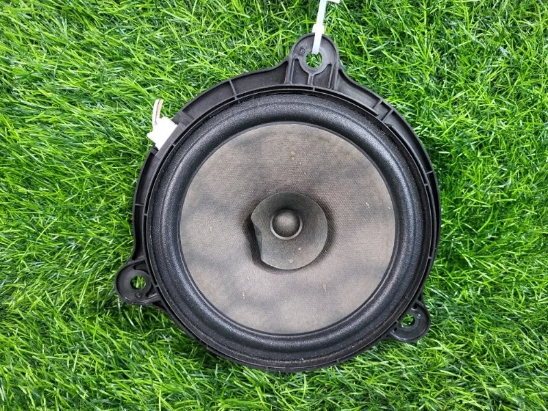 Динамик Renault Captur 2014 281563SG0A J87 H5F, передний правый