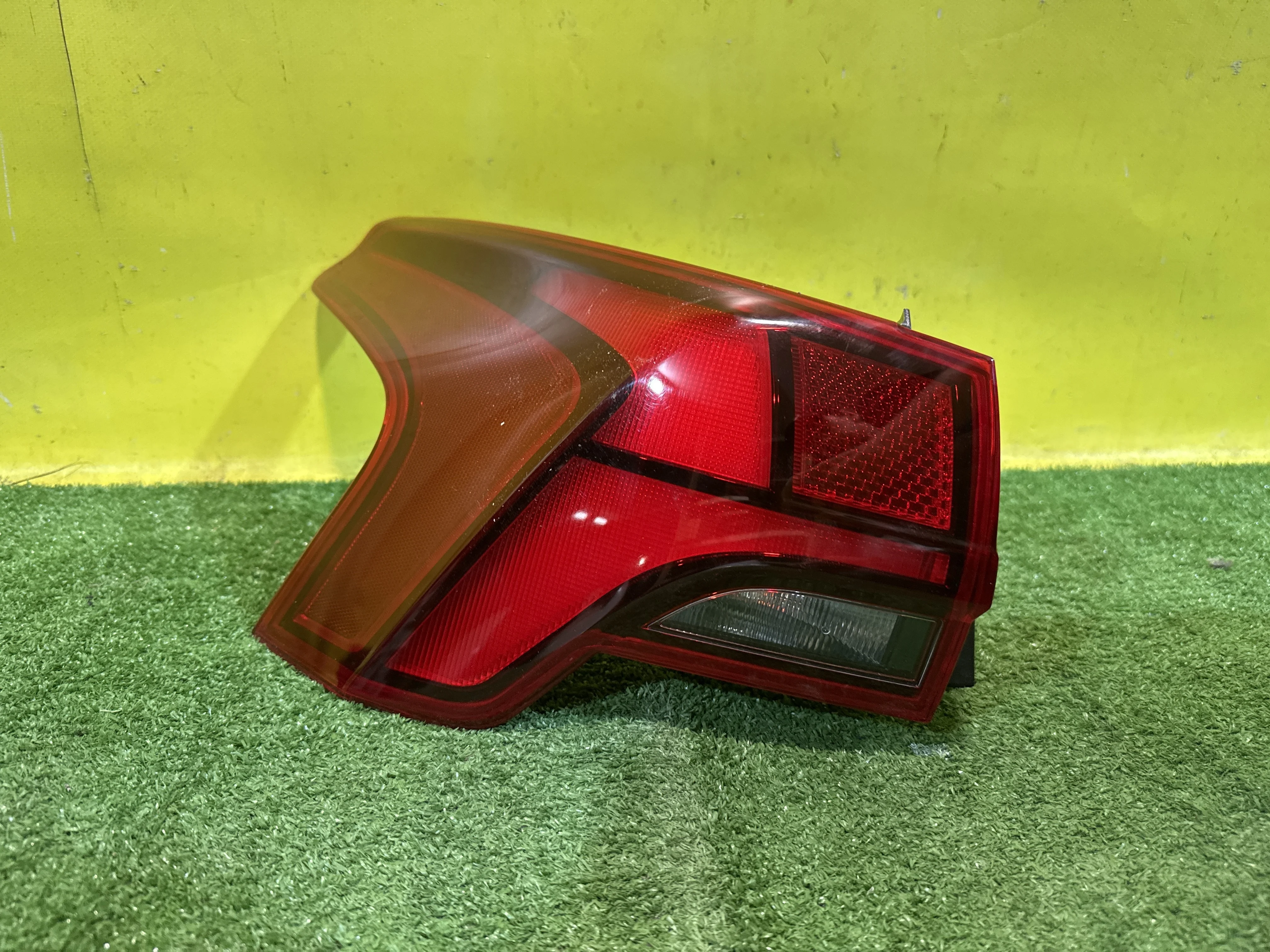 Фонарь задний наружный левый  Hyundai Santa Fe (TM) 2018 92401S1000 33482