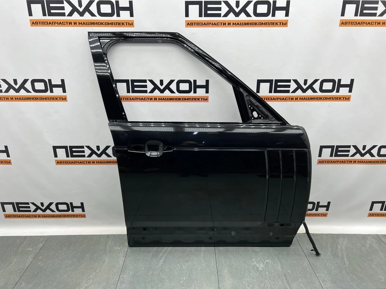 Дверь LAND ROVER Range Rover 2016 LR036399 L405 4.4 448DT, передняя правая