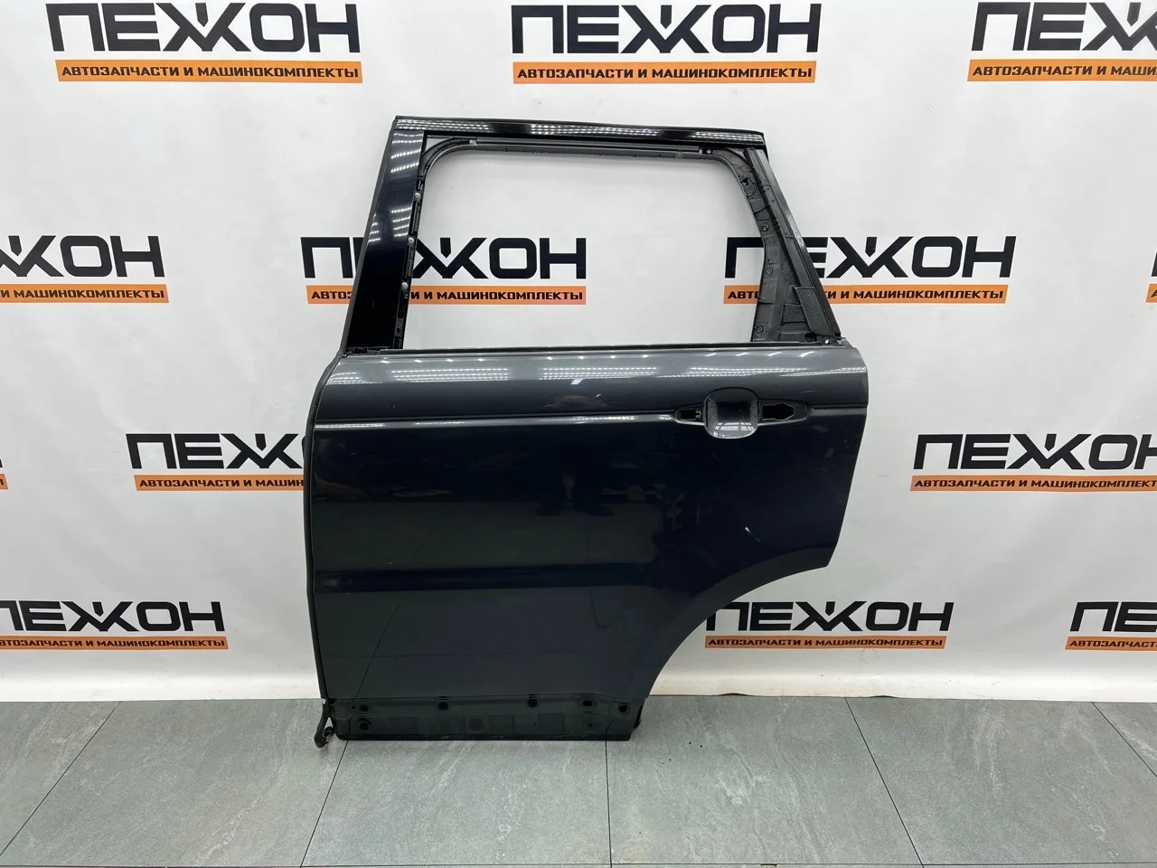 Дверь LAND ROVER Range Rover Sport 2016 LR044229 L494 3.0 306DT, задняя левая