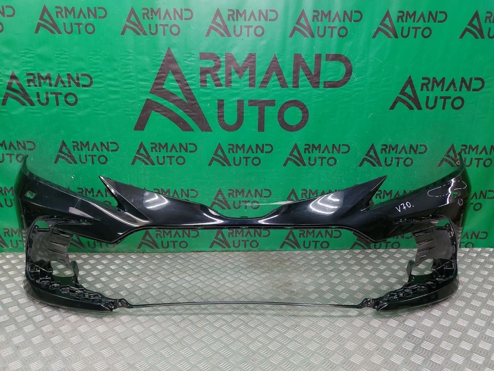 Бампер TOYOTA CAMRY 2020-нв 8 XV70