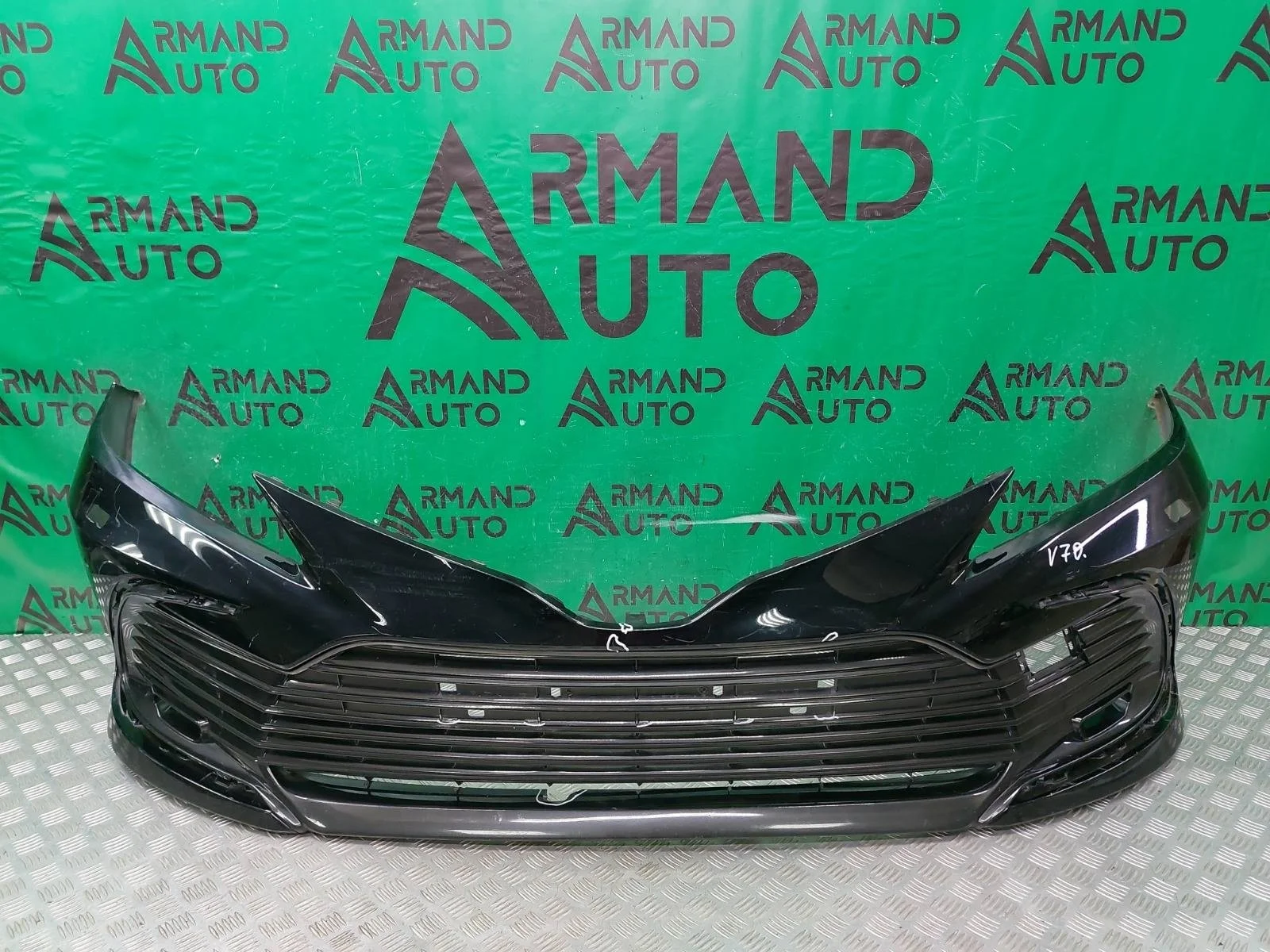 Бампер Toyota Camry 2020-нв 8 XV70