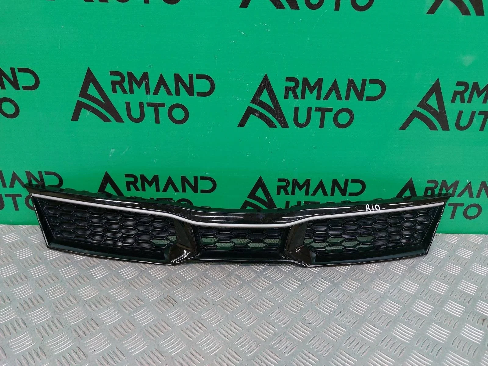 Решетка радиатора KIA Rio 2020-нв 4 FB