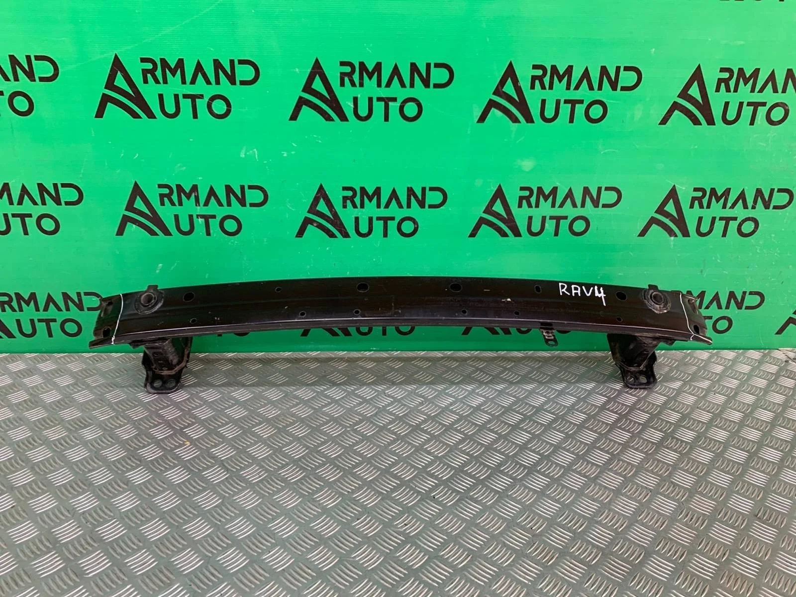 Усилитель бампера Toyota RAV4 2012-2019 CA40