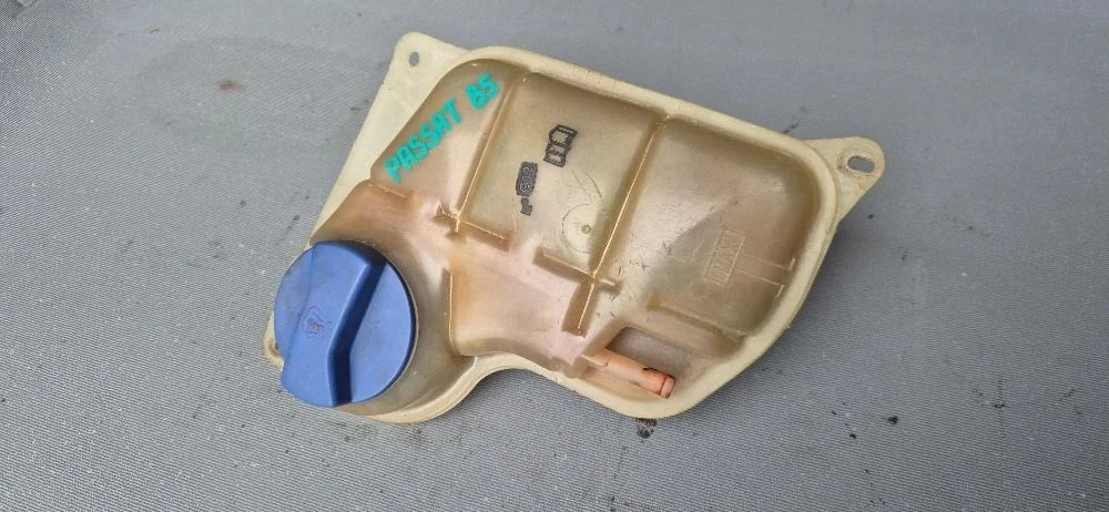 Бачок расширительный VW Passat (B5) 2000-2005