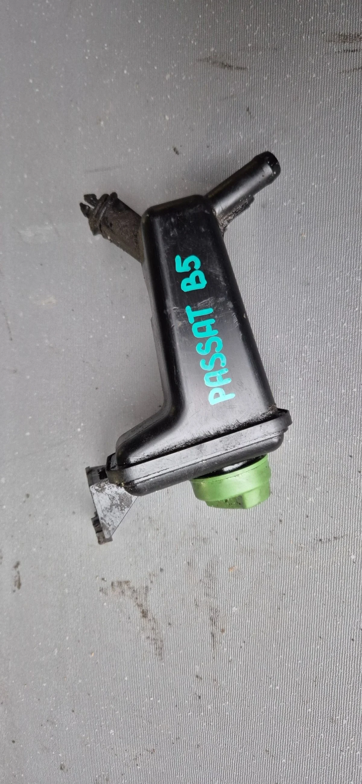 Бачок гидроусилителя VW Passat (B5) 2000-2005