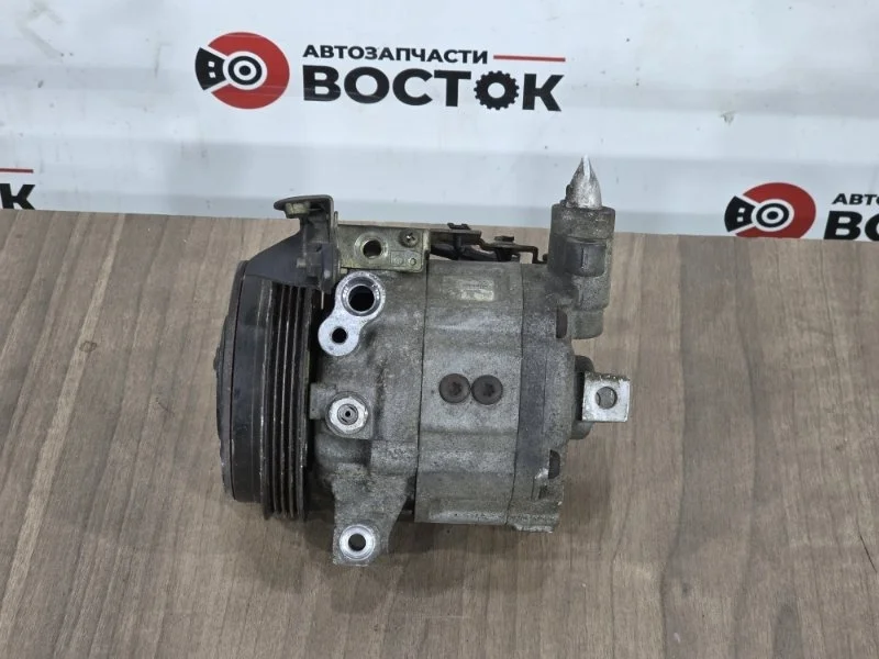 Компрессор кондиционера SUBARU FORESTER 2003 73110SA000 SG6 EJ251