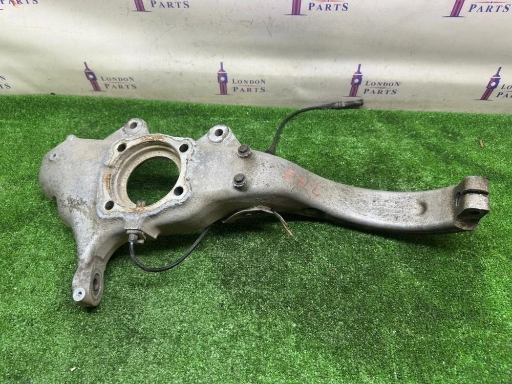 Кулак поворотный BMW X6 E71