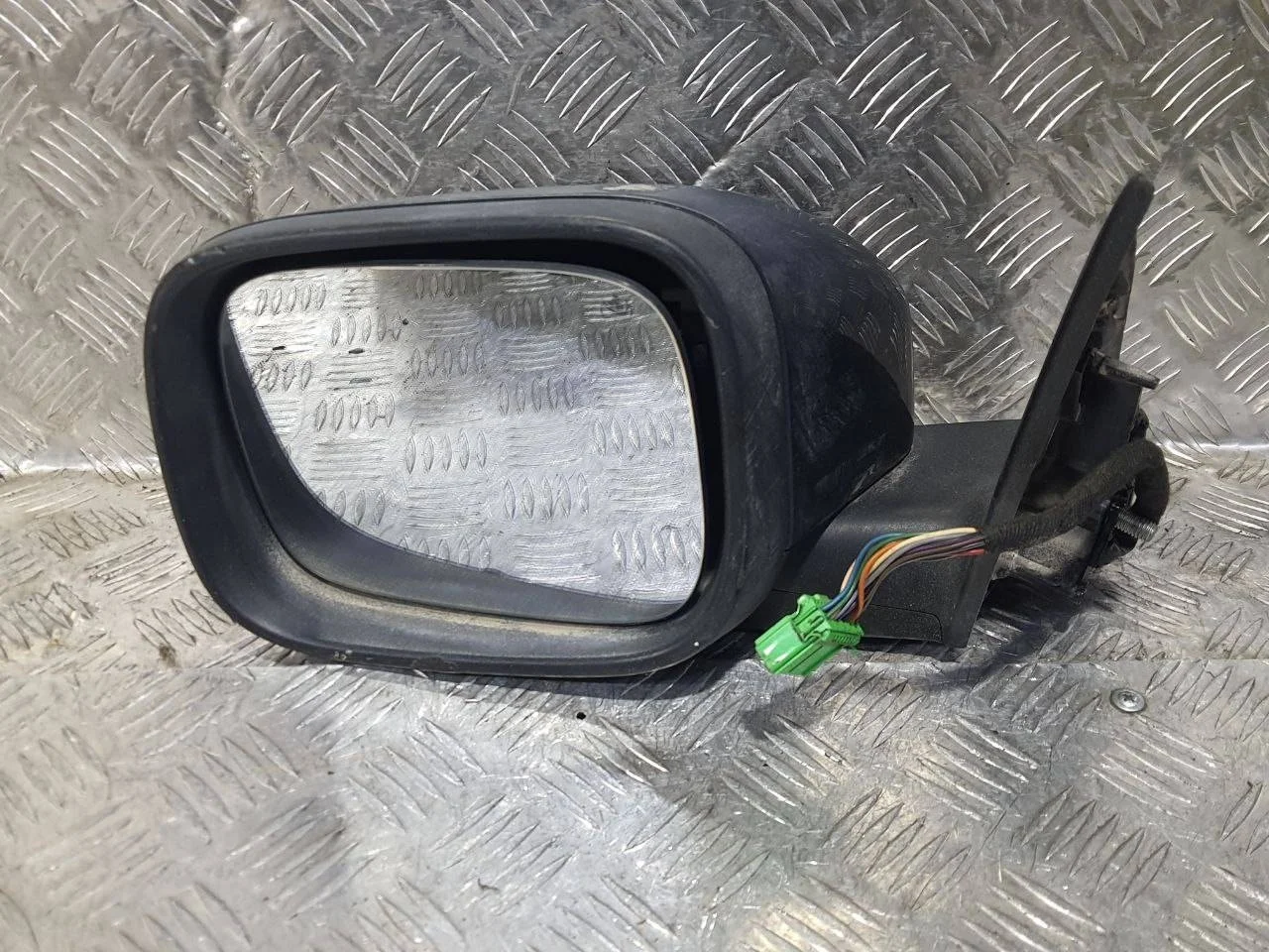 зеркало наружное левое Volvo XC90