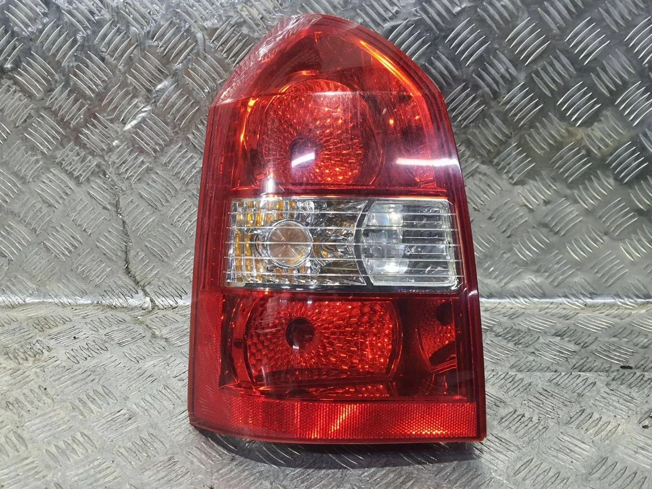 фонарь задний левый Hyundai Tucson