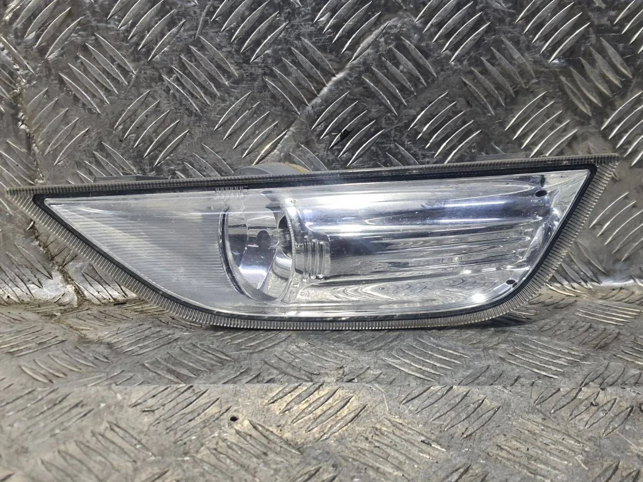 фара противотуманная левая Ford Mondeo 4