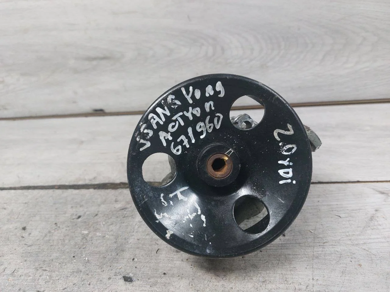 насос гидроусилителя руля SsangYong Actyon Sports рест.