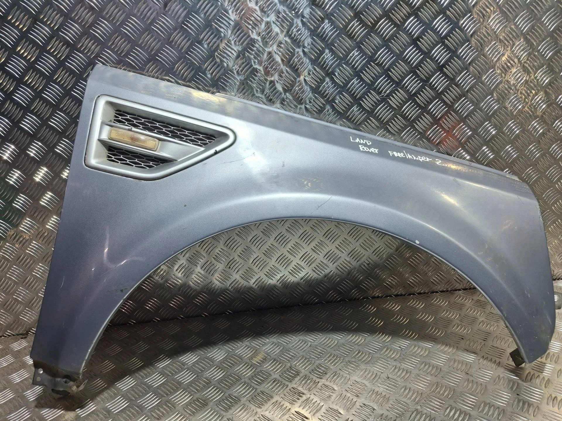 крыло правое Land Rover Freelander 2   голубой