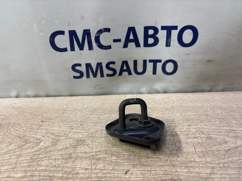 Петля замка капота Mercedes-Benz E-Class 2009 A2128800060 W212 272.952