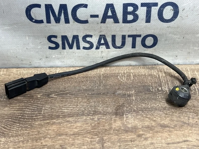 Датчик детонации Audi A8 077905377E D3 4.2 BVJ