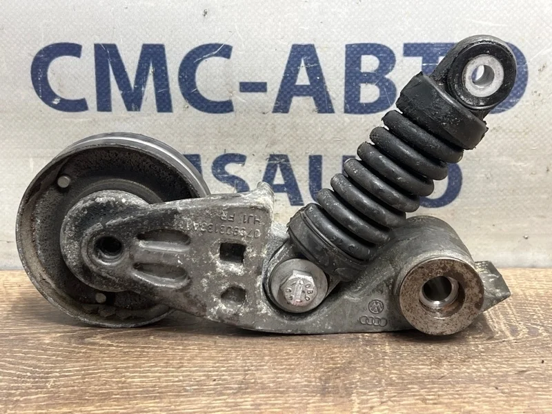 Натяжитель приводного ремня Audi A8 079903133A D3 4.2 BVJ