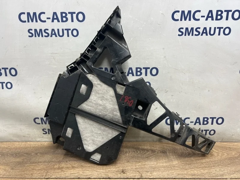 Кронштейн бампера Mercedes-Benz ML 2012 A1668801212 W166 642.826, задний правый