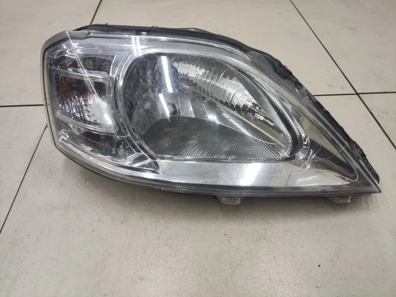 Фара правая Renault Logan 1 После 2010