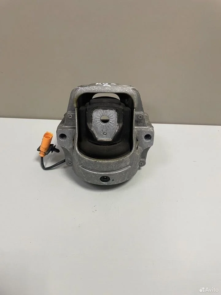 Опора двигателя правая audi q5 8r