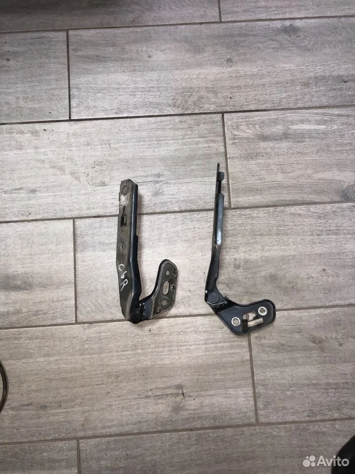 Петля капота комплектaudi a6 4f c6